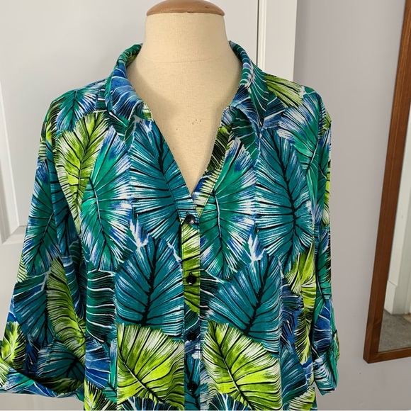 Plus tropical print button down blouse shirt by Catherines 22 / 24 petite - Picture 3 of 8